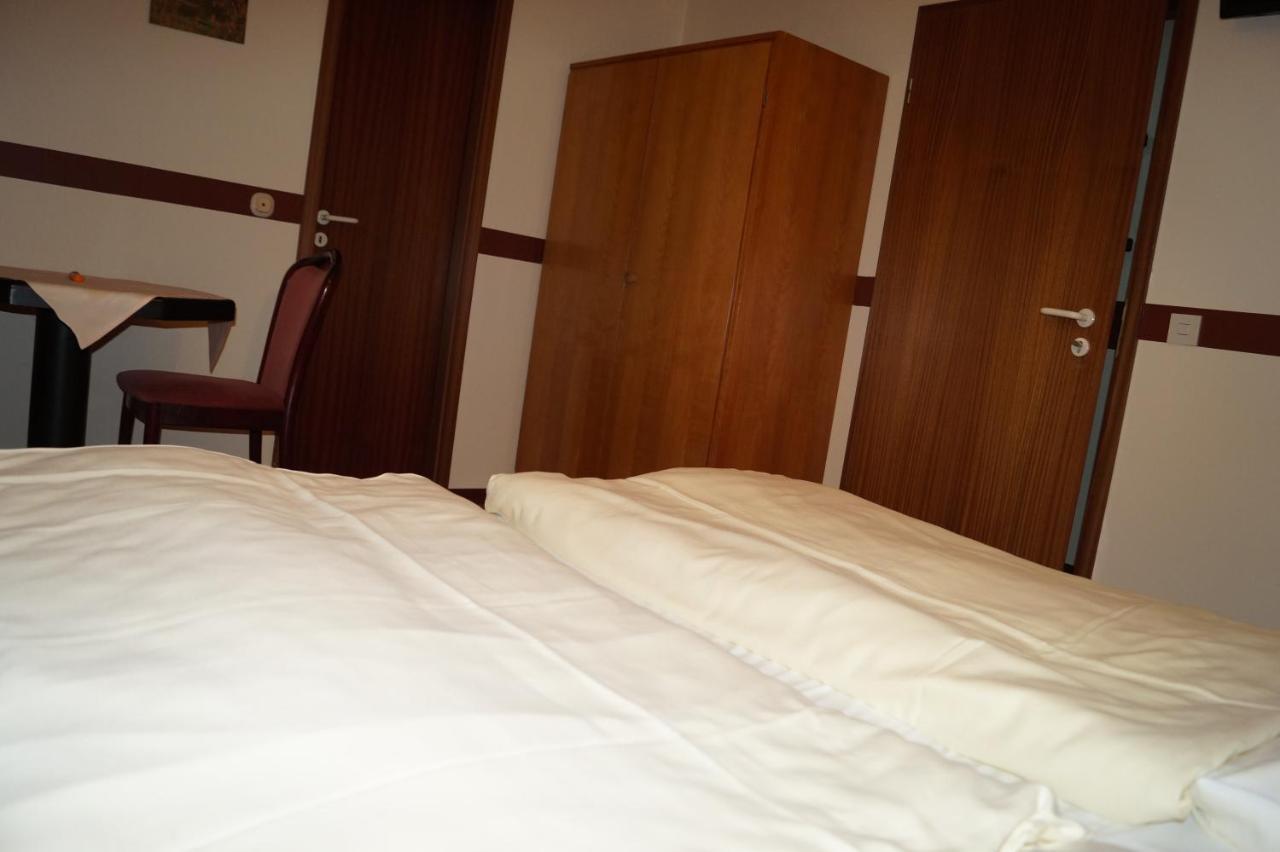 Hotel La Fontana à Langelsheim Extérieur photo